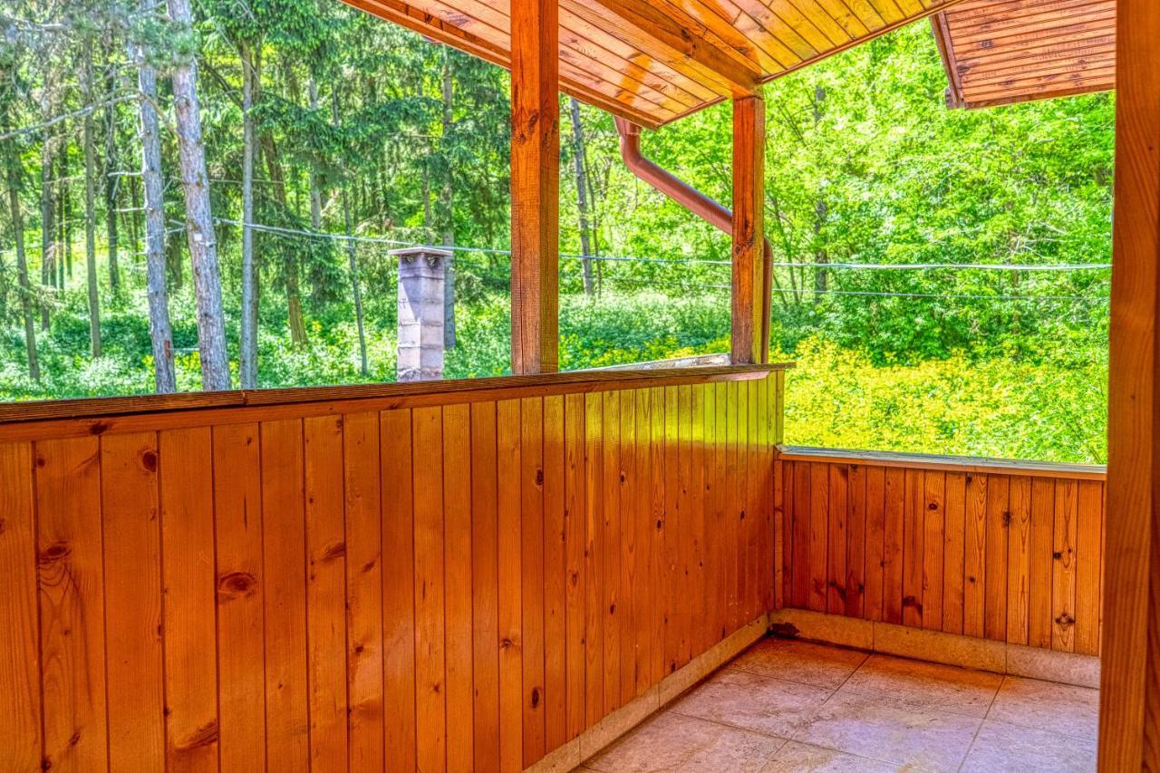 Крушун - Единствена На Метри От Водопадите, Krushun - The Only Stay Just Meters From The Waterfalls Krushuna Exterior foto