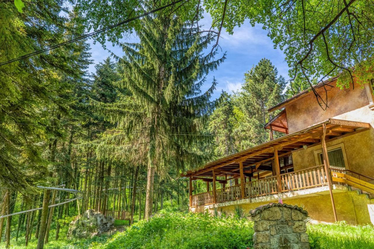 Крушун - Единствена На Метри От Водопадите, Krushun - The Only Stay Just Meters From The Waterfalls Krushuna Exterior foto